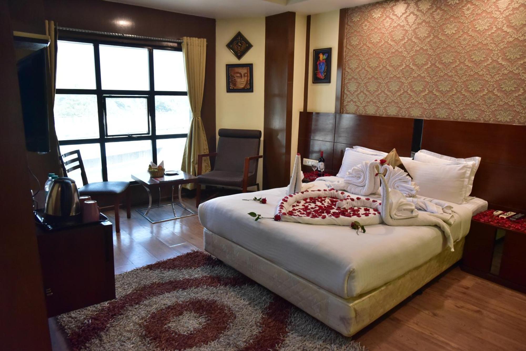 Hotel Ambassador Chocolate Inn Kalyani Exterior photo