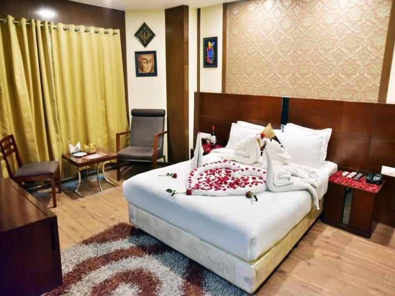 Hotel Ambassador Chocolate Inn Kalyani Exterior photo